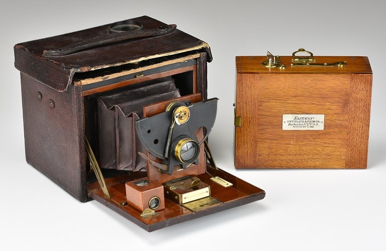 1890 No.4 Folding Kodak Camera with matching roll holder