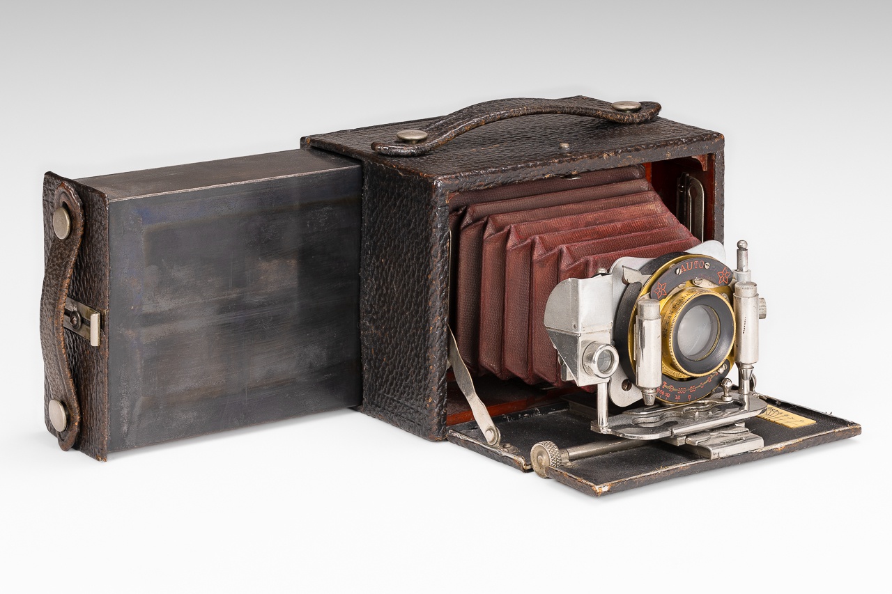 Snappa Camera. 1903-03